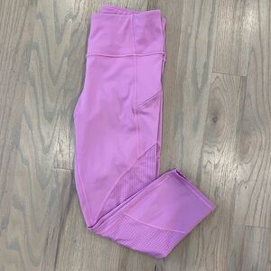 Athleta Women’s purple/fusia 3/4 leggings (size XS)